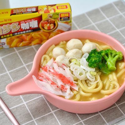 咖喱鱼蛋乌冬面|咖喱鱼蛋乌冬面