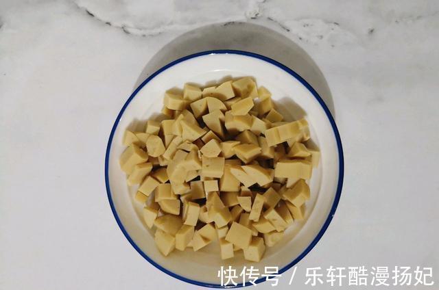 玉米粒|在家做香浓可口的肉松奶酪面包,制作简单,口感丰富