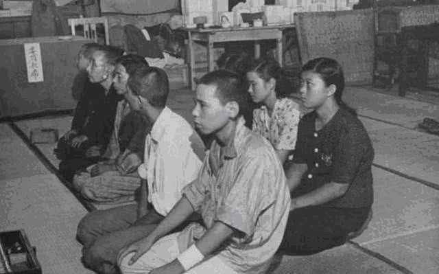 战死|日本士兵战败回家，妻子用什么样的方式欢迎？士兵：不如战死