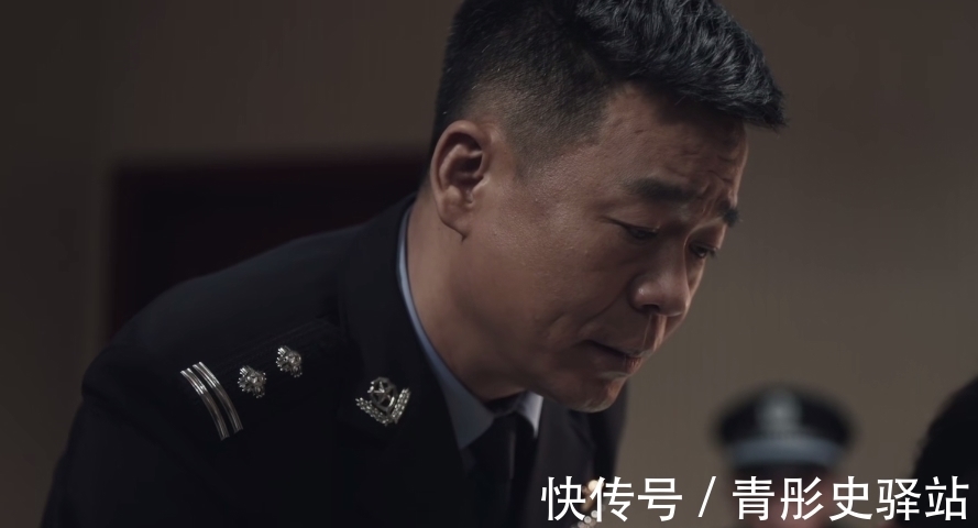 扫黑风暴|浴袍女、汤唯旗袍,如此大尺度上星央视,《扫黑风暴》也太狠了