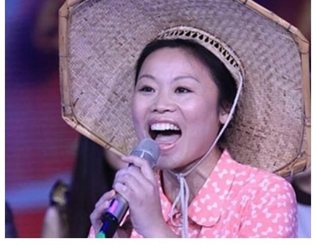 成名后卻遭到很多人厭惡，他就是“草帽姐”徐桂花