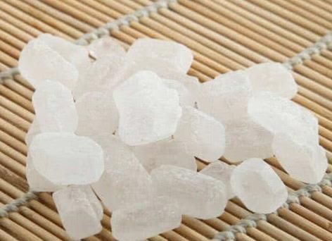 车前草|冰糖＋“此物”煮，全身湿气散，只需喝5天，湿气绕道不再来