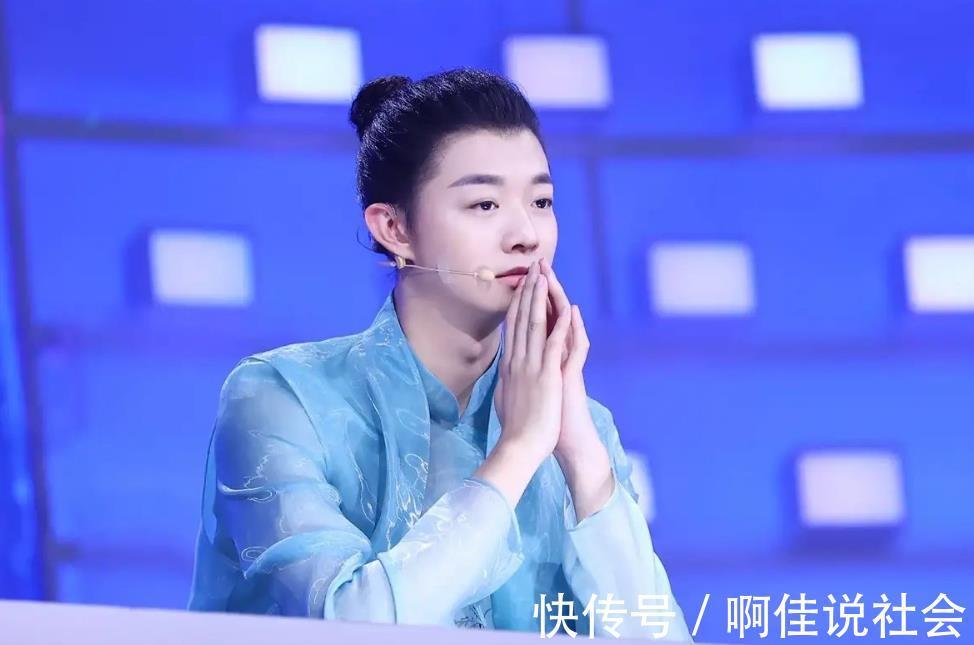 卷帘门|《披荆斩棘的哥哥》宣布霍尊退赛，随后霍尊发文回应，自称烂好人