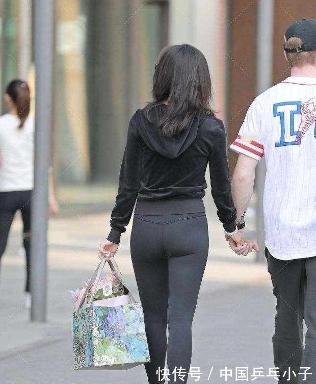 穿搭 充满活力的打底裤穿出最美姿态,充满时尚女人的味道,休闲俏皮