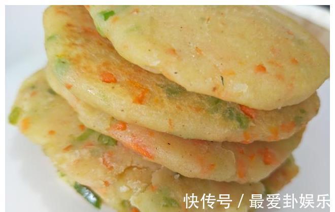 做法|土豆饼的简单做法，学会了再也不用买早餐了，咬一口满嘴留香
