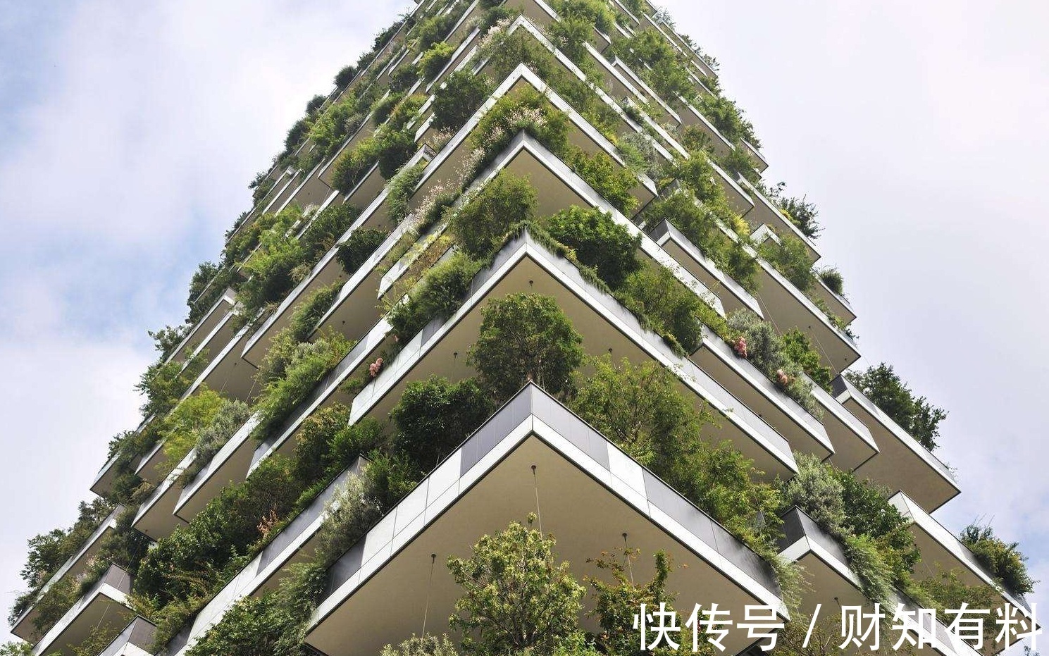 高层住宅|“第四代房”要来了？家家有院子、车停门口，却不被看好！为啥？