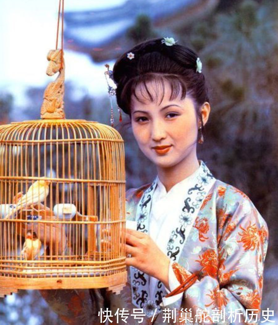 小厮们请假,为何都死缠平儿暴露出贾府管理的一个大弊病