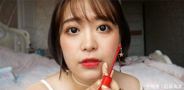 口红|为什么涂完口红不能“抿”嘴巴?化妆师说出真相,看完终于明白了