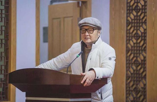 上犯|国学大师蒙曼,实力到底怎样为何会在“诗词大会”上犯低级错误