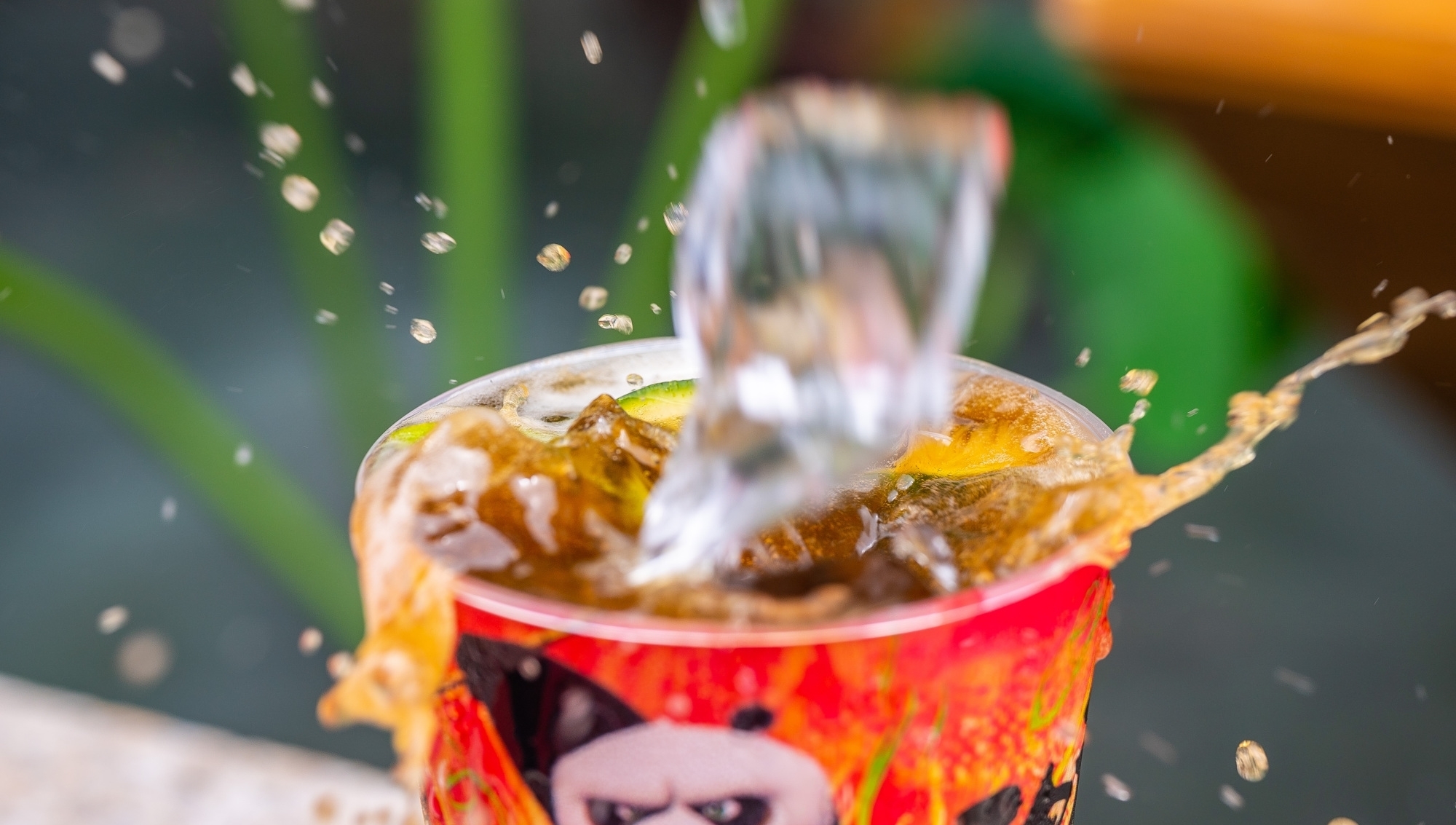 东方美学|功夫熊猫：臭宝儿们！一起「吃喝玩乐、以国为潮」呀～