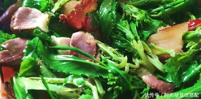 炒腊肉别忘了加这道配料,好吃开胃又下饭
