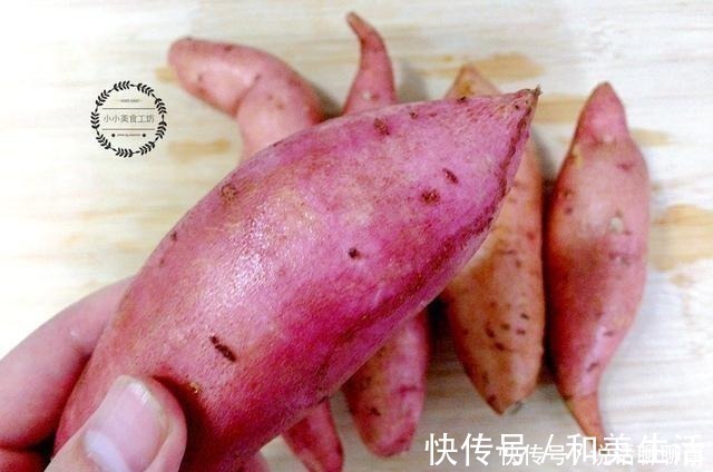 蒸红薯时,直接上锅蒸就废了!教你4招,保证个个香甜,无水汽味