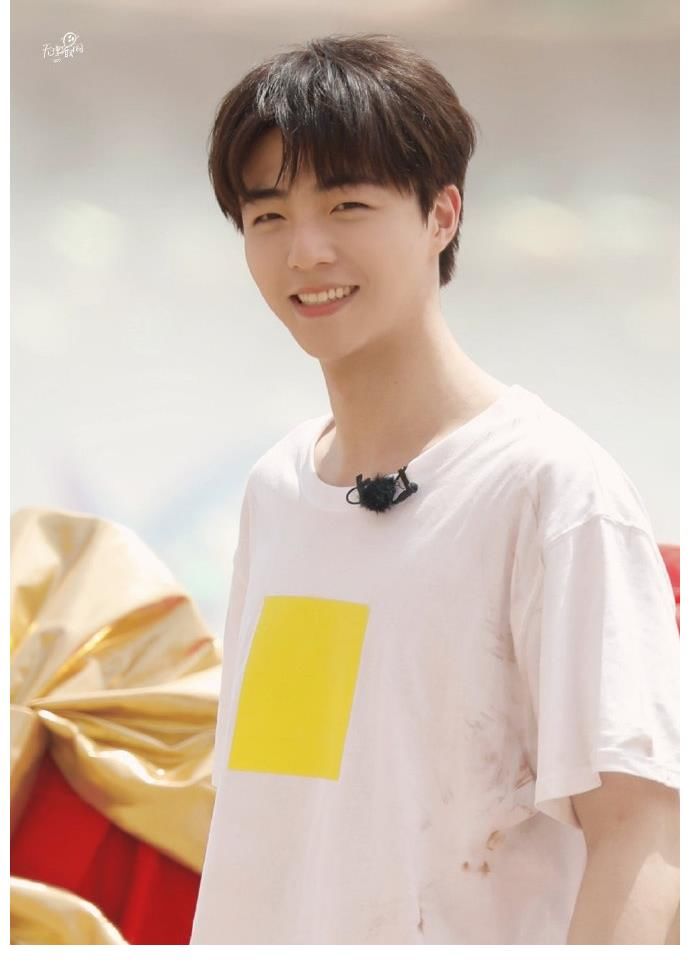 陳立農|陳立農綜藝路透曝光 休閑穿搭簡約不失活力