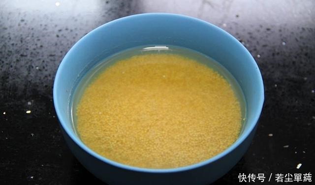 小米和“它”打成汁,每天一杯,美白淡斑,改善肤质,越喝越美丽!