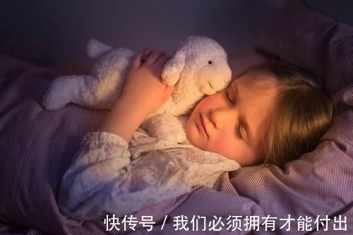 专业|最新版1~18岁男女生身高标准表，你家孩子达标了吗？