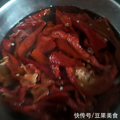 豆豉|可口好上手的干椒皮炒拆骨肉，再也不担心吃不上饭了