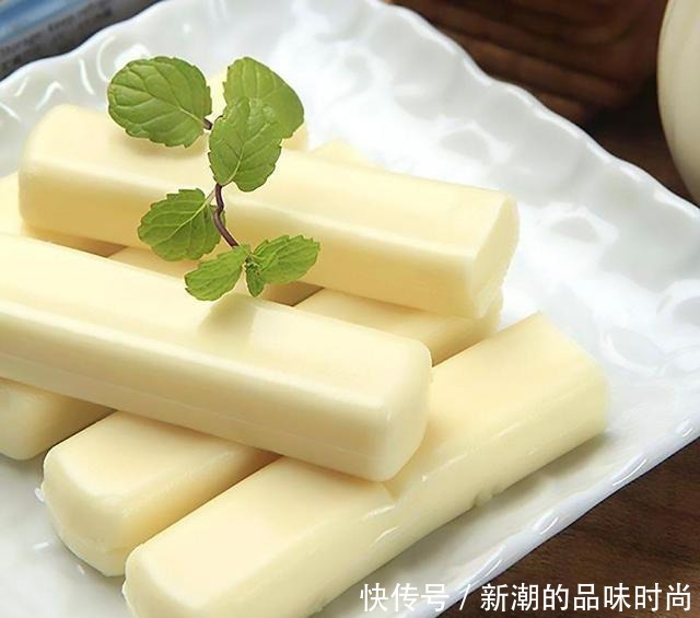 为何蒙古人那么“彪悍”,看完他们的一日三餐明白了,你敢吃吗