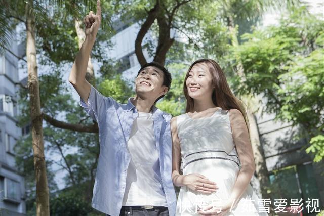 宫缩孕晚期|孕期多散步是对身体好,但有两个时间段除外,可能伤到胎儿