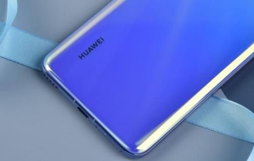 性价比|被遗忘的麒麟990旗舰：大半年降千元，买到就赚到