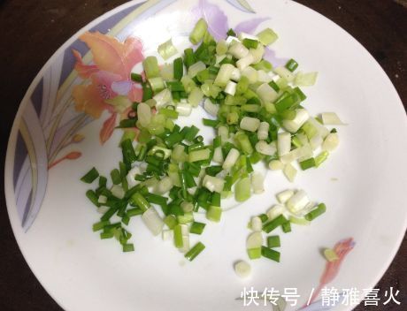 香葱|烙饼时,有人烫面有人抹油教你1招,饼松软香酥口感好,不发硬