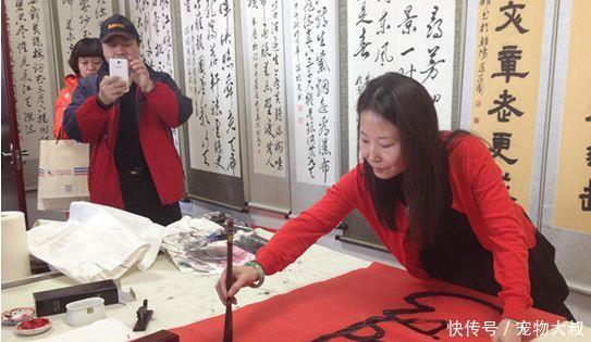 眼尖|慈禧五世外孙女现身,眼尖的网友感叹跟慈禧年轻时很像!