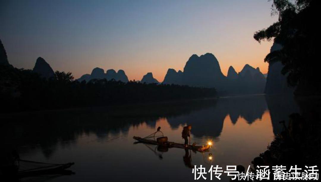 桑柘一村$韩偓不可错过的一首诗!万里清江万里天,一村桑柘一村烟!