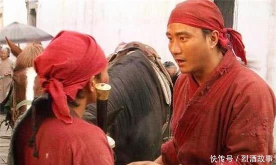 感激涕零|农民给了朱元璋4个馒头，朱元璋感激涕零，称帝后赐穿龙袍