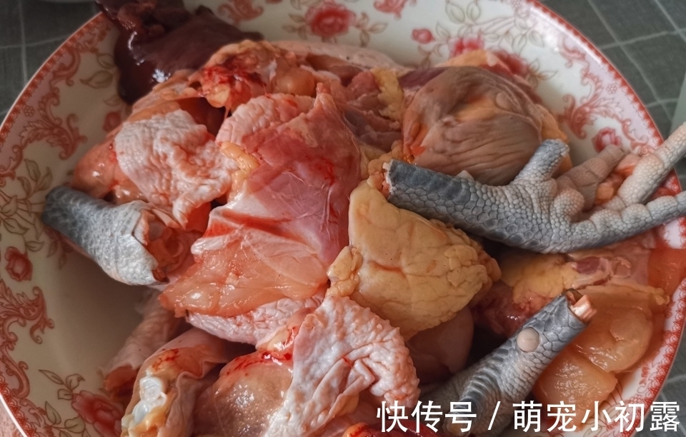 蘑菇|正月十五元宵节，餐桌来一锅它，简单易做鲜美好吃，寓意大吉大利