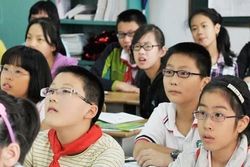 睡眠质量|3 岁时就该带宝宝检查视力了,影响视力的三大因素,希望你没踩坑