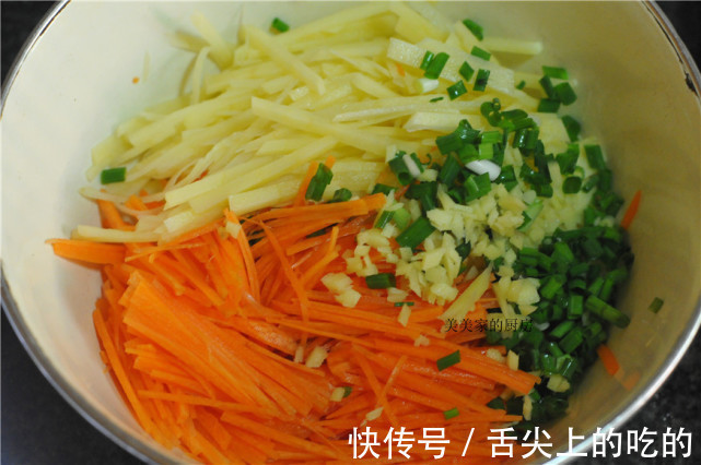 天热孩子迷上它了,早餐宵夜都要吃,5分钟就出锅,喷香营养