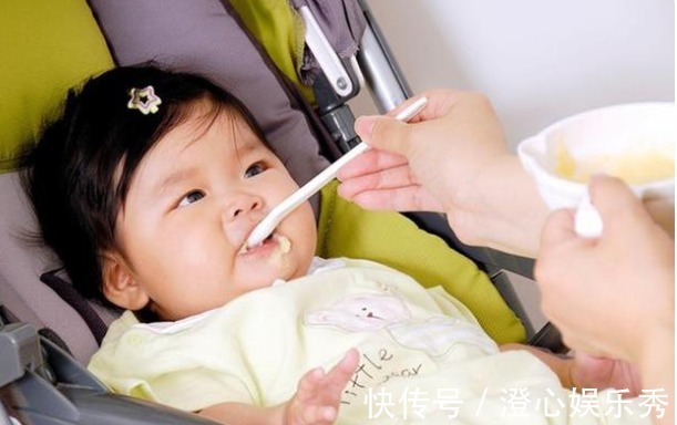 宝妈|宝宝出现三个特征,就可以吃“大人饭”了,家长要学会判断