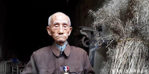 留下|他带领军队击杀4万日军,遭判刑五年,当场撕毁判决书,留下一言