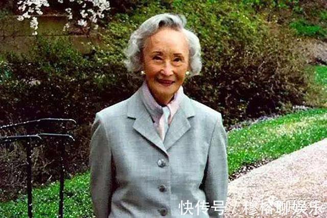 康熙年间&6年监禁,出狱后晚年丧女,她心灰意冷流浪异国,94岁平静离世