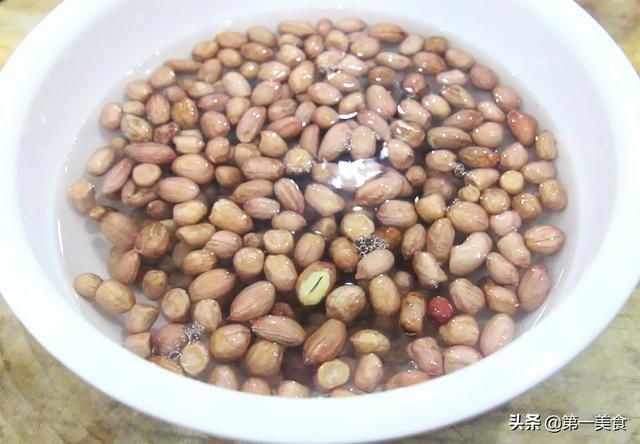 挂霜花生米|原来在家做挂霜花生米这么简单,零失败不返潮,香甜脆爽又好吃