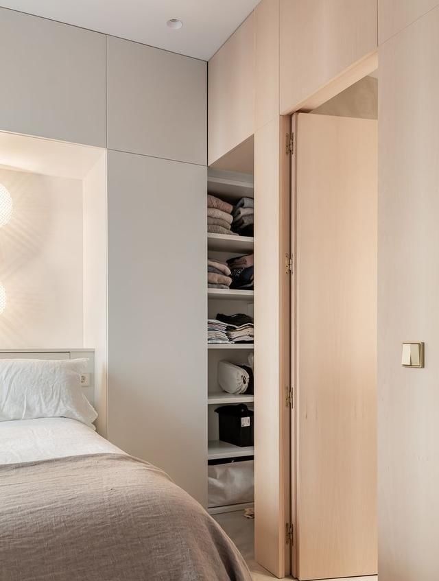 小空间|看了她家40平高级装修,不佩服不行,进来是水泥地,收纳做满屋