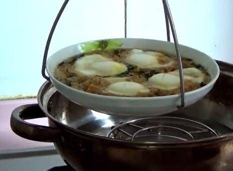 鸡蛋的新做法，饭店一盘卖36，在家做成本不到5元，可以当月子餐
