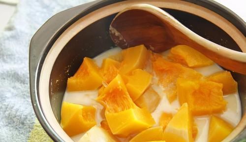 桂圆|人到中年想长寿,坚持多吃3种食物,降糖降脂、排毒养颜!