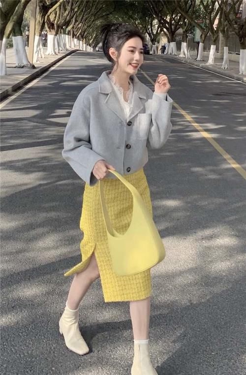 半身裙＋短靴＝时髦洋气！过年这么穿准没错
