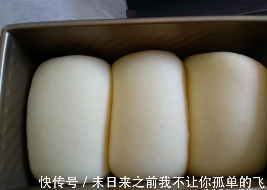 配方|面包的配方我用了3年，不用黄油，一次发酵也能蓬松暄软，不干硬