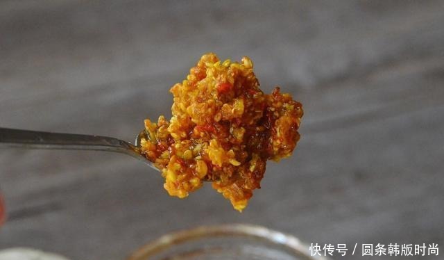 又到一年桂花香，教你自制桂花酱，香味浓郁，尝一口惊艳了味蕾