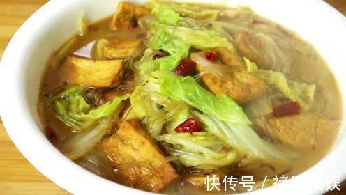 豆腐|怎么做白菜炖豆腐更香牢记正确顺序，好吃到连汤汁都解馋