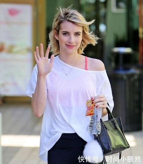 金发 金发美女,清爽的穿搭,散发出清新淡雅的美