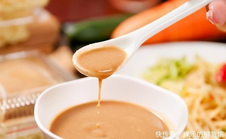 涮羊肉不好吃?关键蘸料你没配好,教你配万能蘸料,蘸啥都好吃
