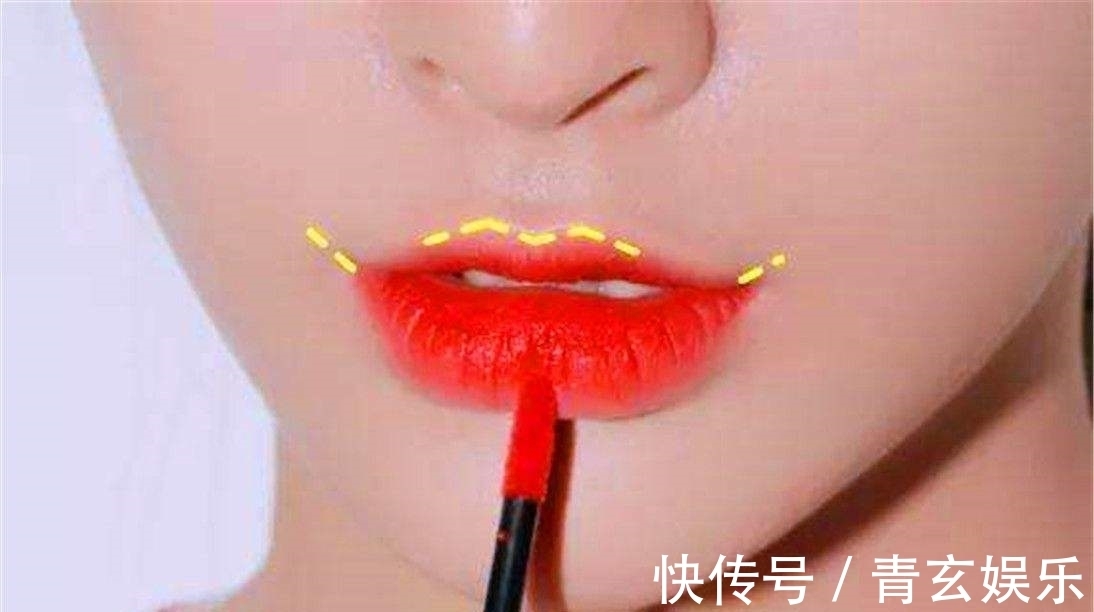 错误|涂口红时,最好避开4个“低级错误”,很多女生不懂,难怪老掉色