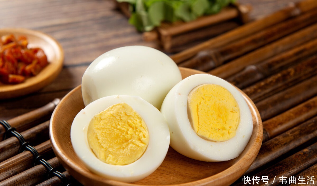 白醋|煮鸡蛋,不能只用清水煮,多加2种东西,鸡蛋又香又嫩,很好剥壳