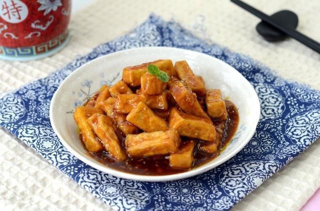 优质蛋白|白头发增多，医生推荐多喝它，隔三差五喝2次，白头发慢慢变黑发