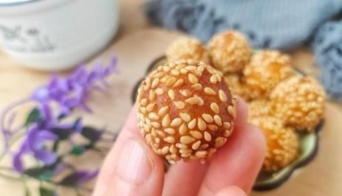 冬天这美味抓紧吃,酥香软糯,我家每年做几百个,家人依然吃不腻