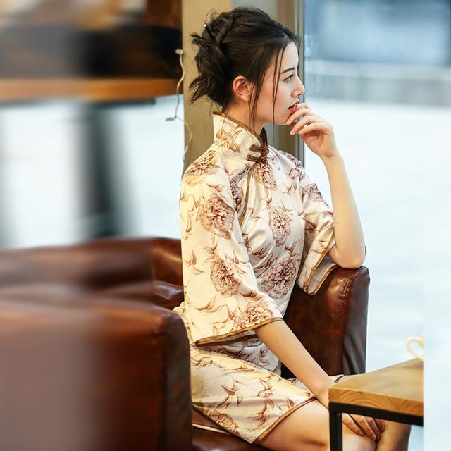 柔软|修身旗袍,演绎民国风范