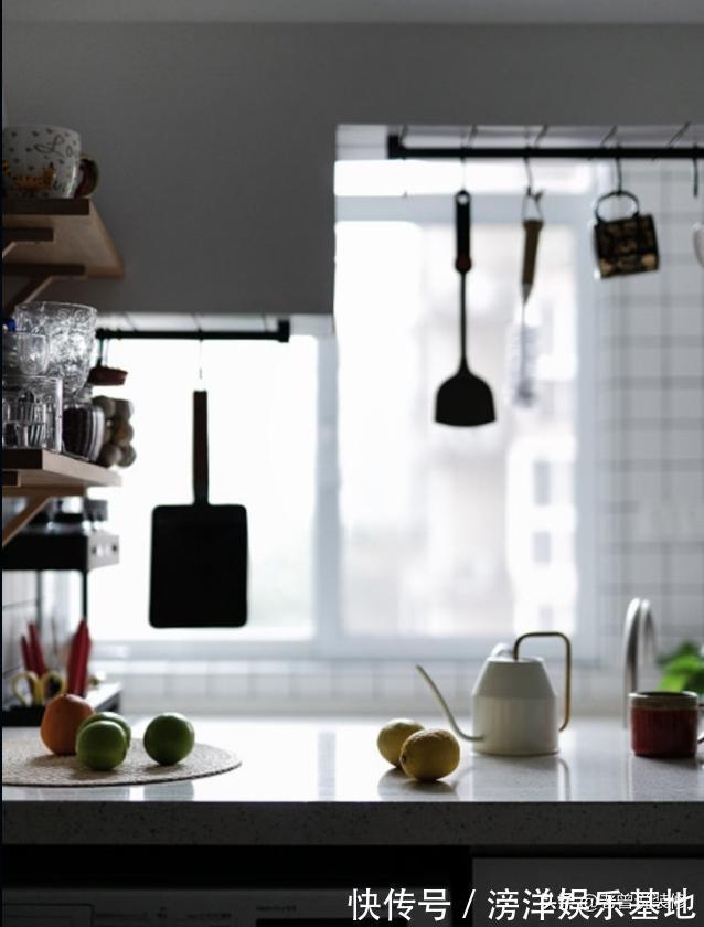 主卧|这是我见过空间利用到最极致的家，34㎡当两室一厅用，还带衣帽间