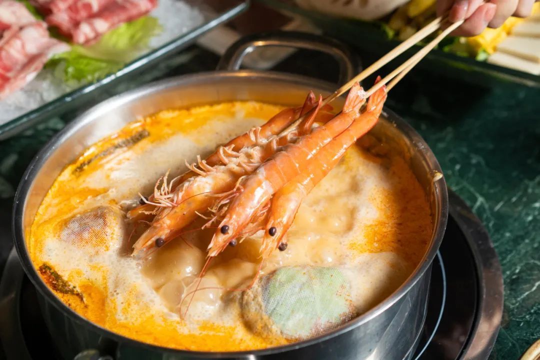 最佳|海鲜是泰式火锅的最佳伴侣,配上冬阴锅味道更鲜,默契度100%